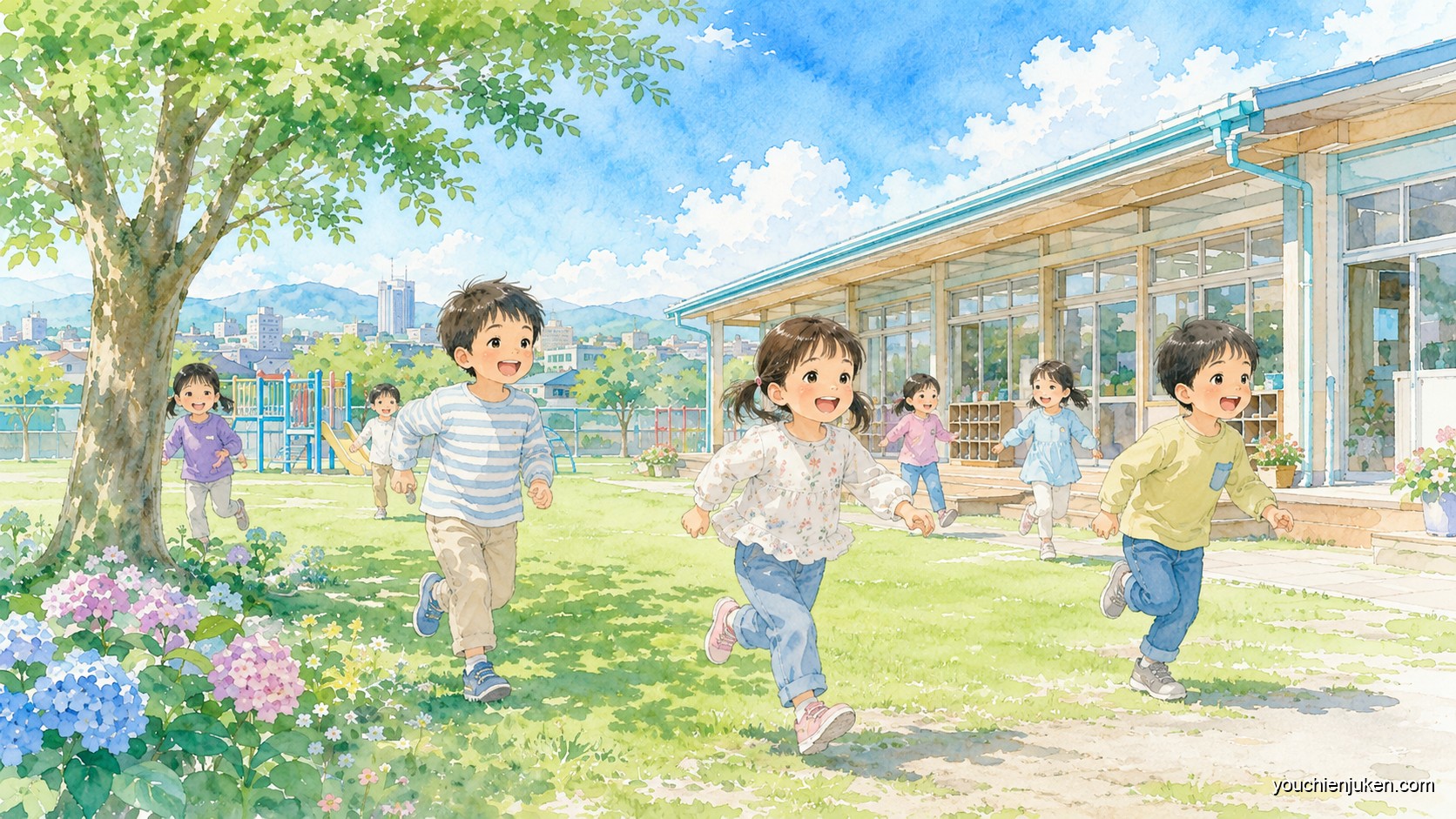 群馬大学共同教育学部附属幼稚園の園庭でのびのび過ごす子どもたち